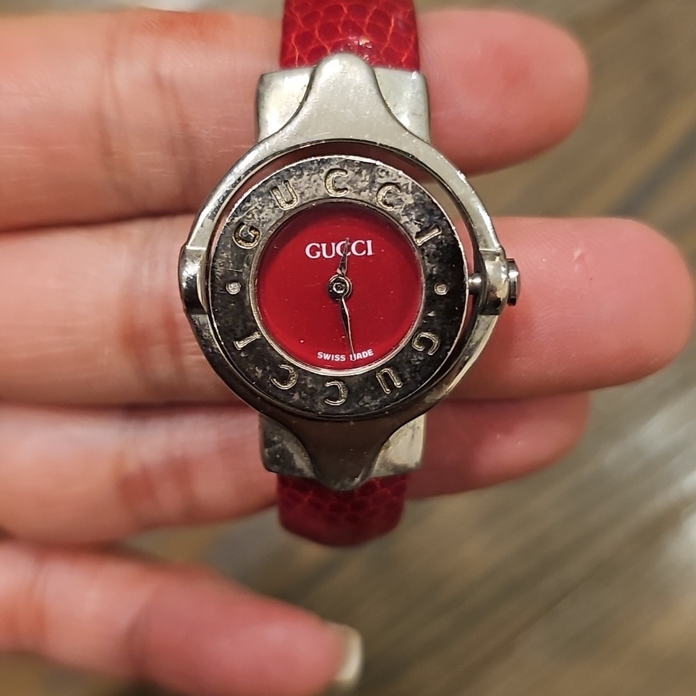 Vintage Gucci Watch - Picture 3 of 8